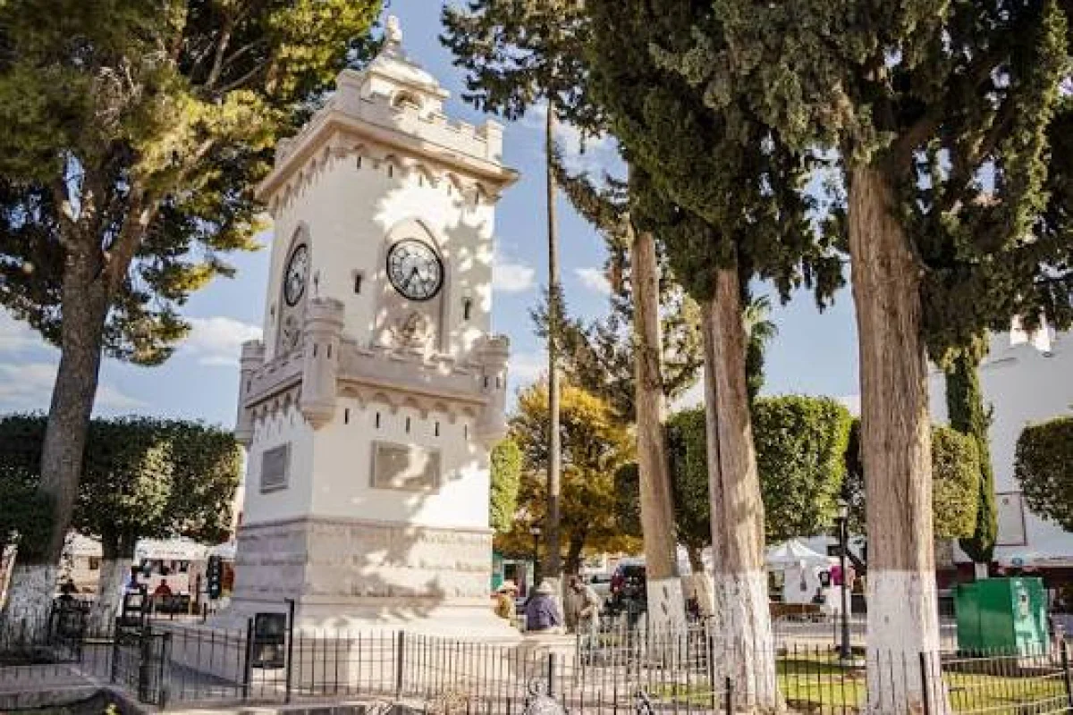 Plaza del Reloj